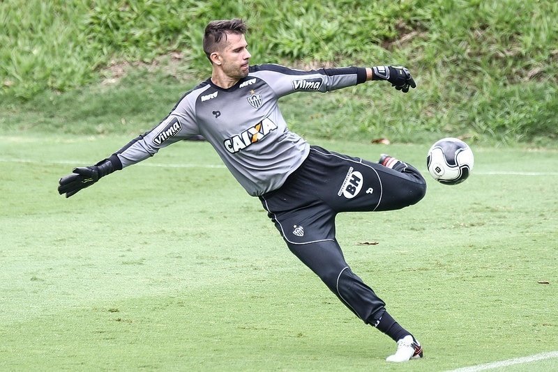 Com os quatro gols sofridos em Recife, Atlético já tem uma das piores defesas do Brasileiro