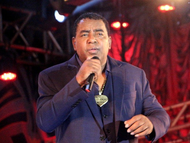 Raça Negra e Harmonia do Samba apresentam show nostálgico em BH