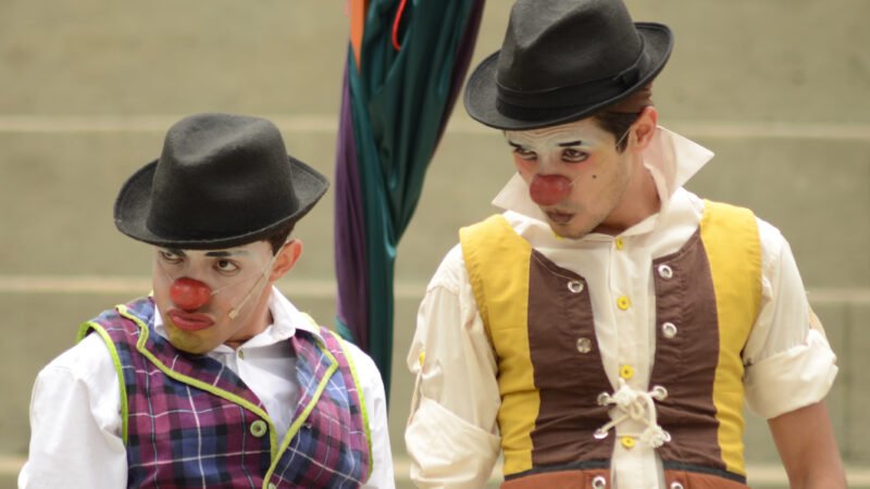 Espetáculo “Tap Clowns” encerra turnê  em Itamarandiba, no Vale do Jequitinhonha