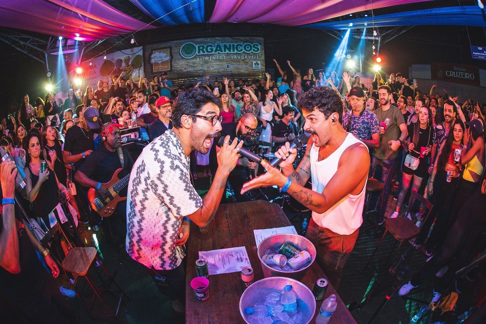 “Baile do Birico” traz a roda de samba para a segunda-feira de carnaval em BH com show de Danilo Lana e Fi Barreto