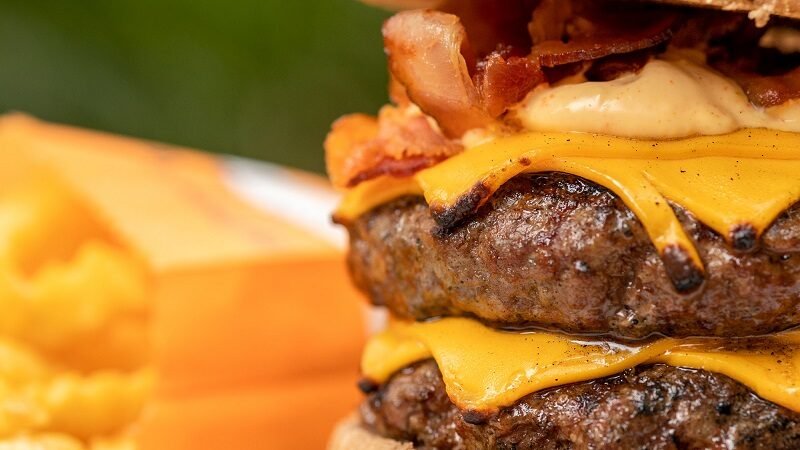 Meatz Burger: hamburgueria inaugura loja física em Contagem