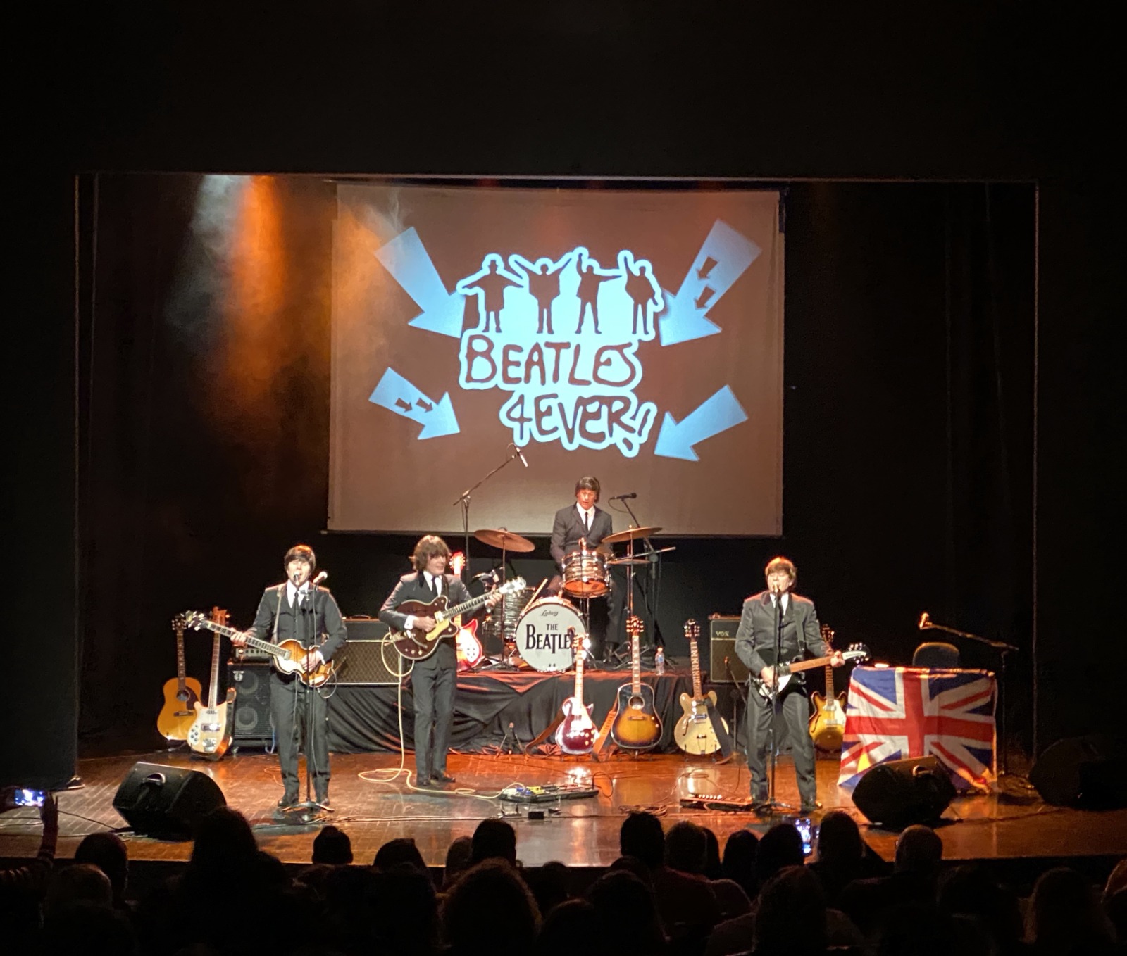 Beatles 4Ever apresenta espetáculo musical em Nova Lima neste domingo