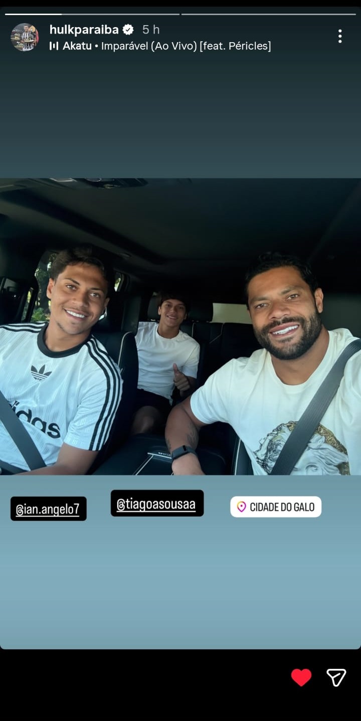 Hulk chega à Cidade do Galo com os filhos ao som de “Imparável”, do Akatu e Péricles