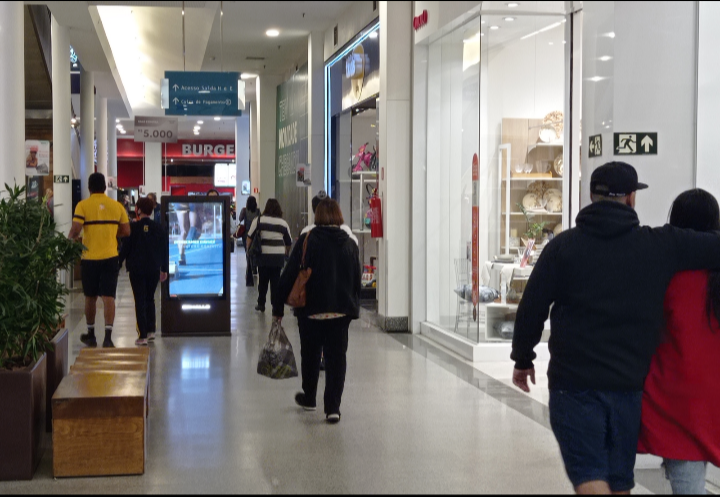 Shopping Del Rey sorteia vale-compras de até R$ 4 mil durante o mês de férias