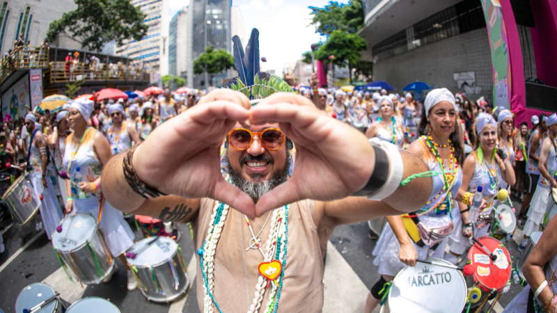 Icekiss lança música para a folia de BH e Salvador na voz de Geo Ozado, ícone do carnaval mineiro