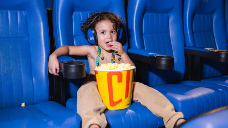CineMaterna e Sessão Azul levam duas sessões inclusivas ao Boulevard Shopping BH dias 25 e 28 de março
