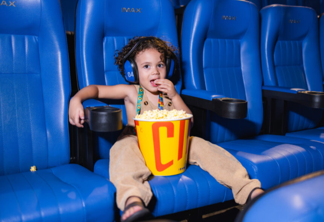 CineMaterna e Sessão Azul levam duas sessões inclusivas ao Boulevard Shopping BH dias 25 e 28 de março