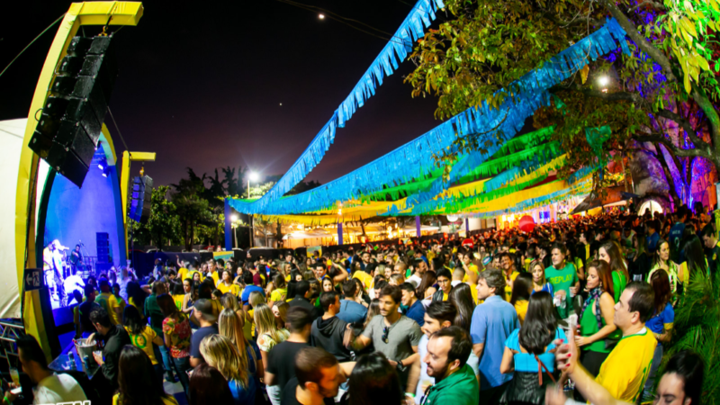 Mercado do Cruzeiro recebe o “Distrital na Copa” com telões gigantes, shows e gastronomia em BH