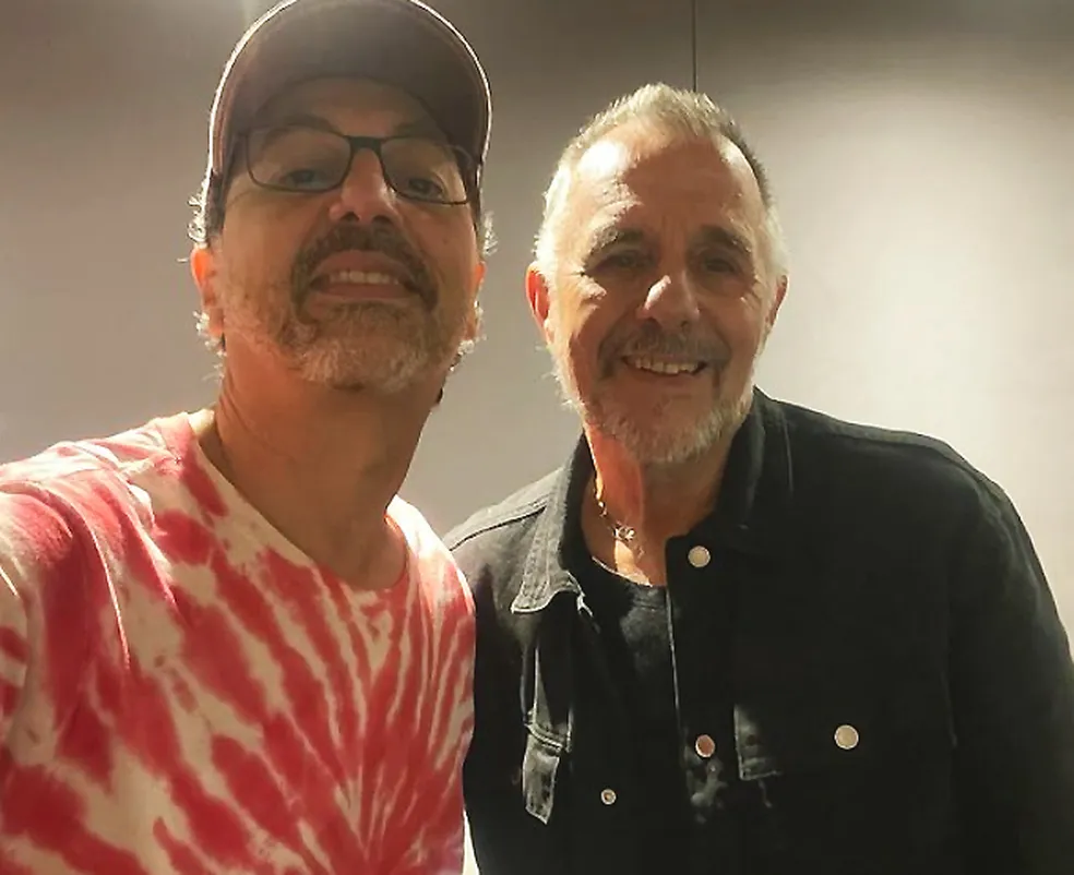 Zeca Baleiro e Swami Jr. estreiam em Belo Horizonte o show em homenagem a Dolores Duran, marcando o encerramento da edição comemorativa dos dez anos do projeto “Uma voz, um instrumento”